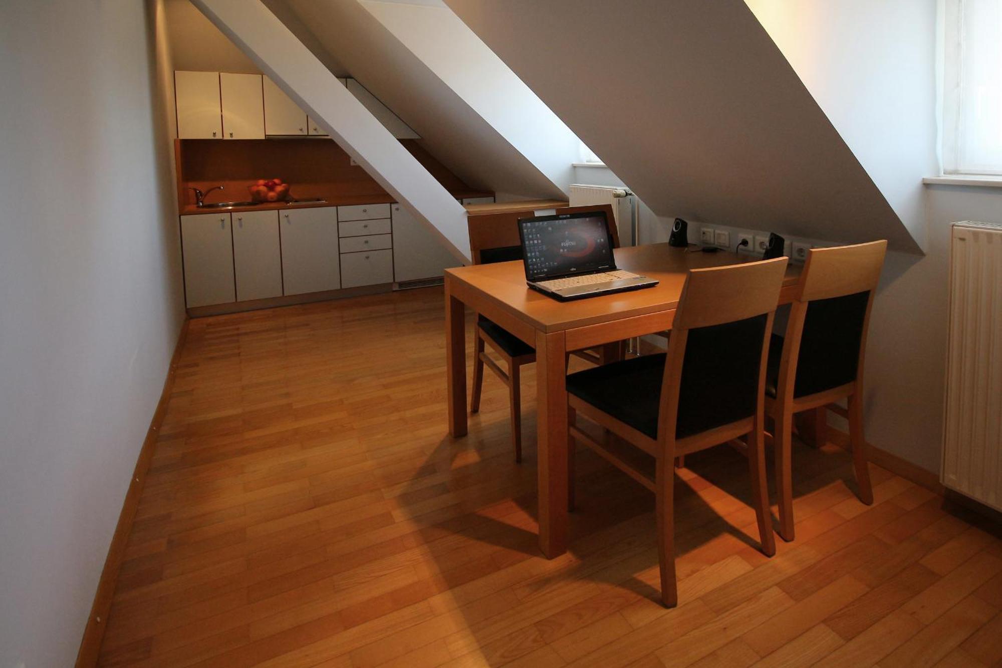 Apartments Villa Boltez Kranj városi község Szoba fotó